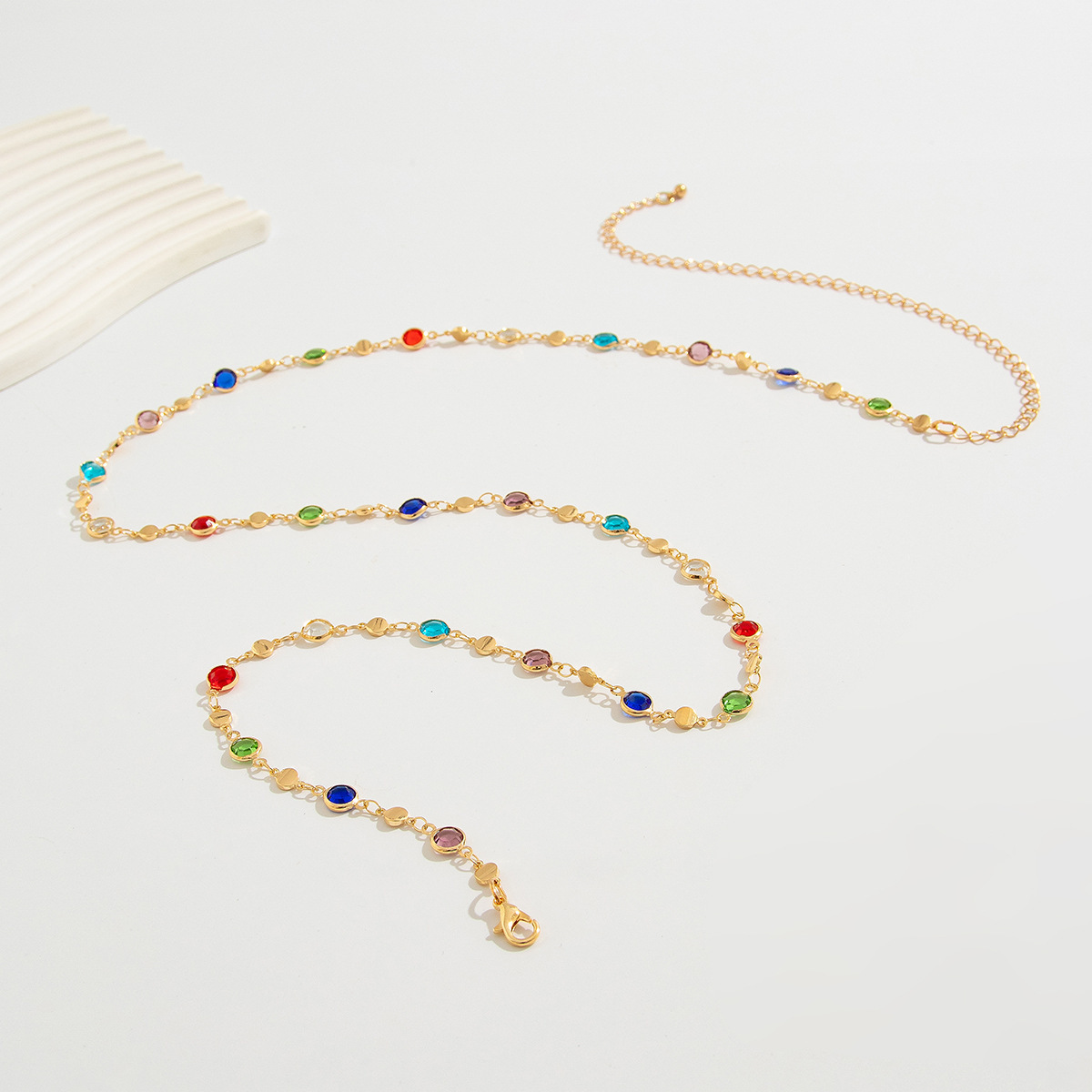 シンプルでカラフルな幾何学模様のクリスタルウエストチェーン、 - Body Jewelry Sale のレビューと価格